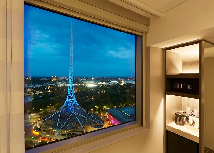 Standard Upper Floors King Room